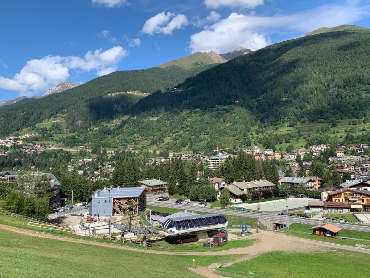 Apartamento White Rock Ponte Di Legno Exterior foto